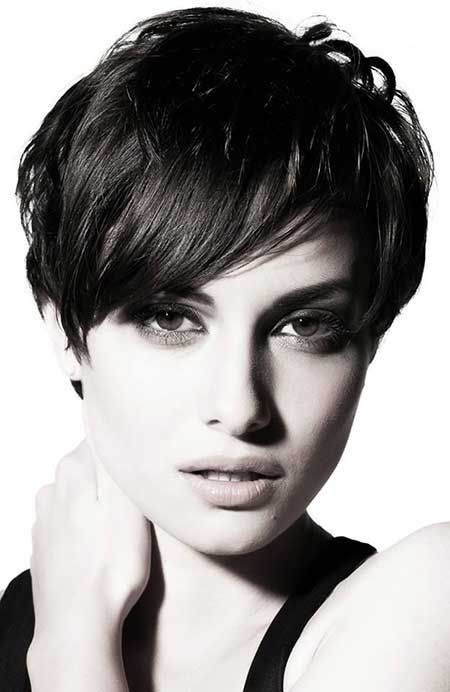 Best ideas about Short Haircuts For Long Faces
. Save or Pin 13 Pretty Short Hairstyles for Long Faces Pretty Designs Now.