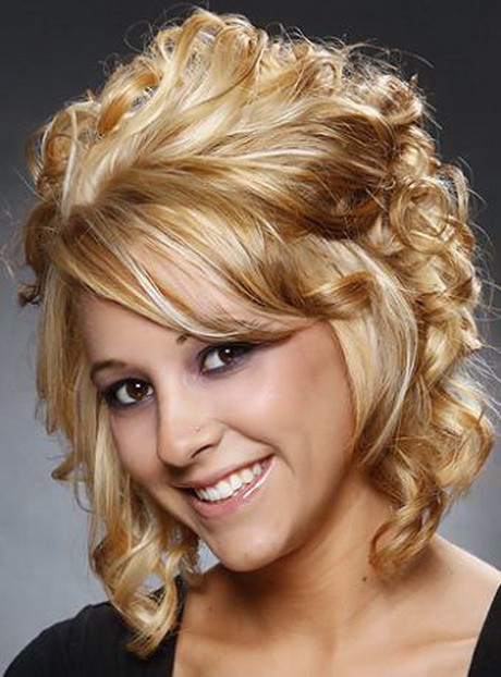 Best ideas about Shoulder Length Prom Hairstyles
. Save or Pin Medium length prom hairstyles Now.