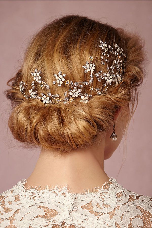 Best ideas about Updo Hairstyle Accessories
. Save or Pin 10 Pretty Hair Accessories for Updos mywedding Now.