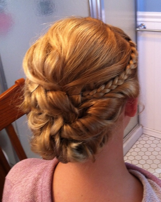 Best ideas about Updos Hairstyles For Homecoming
. Save or Pin Brunette Prom Hairstyles Love With Woman Now.