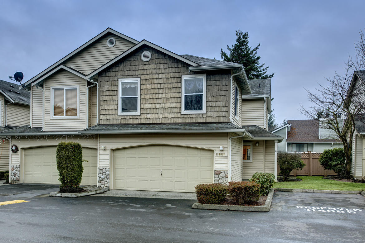 Best ideas about 3 Bedroom Townhomes
. Save or Pin 3 bedroom Everett Townhome Pickett Street Now.