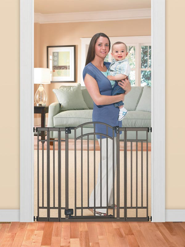 Best ideas about 48 Baby Gate
. Save or Pin Metal Child Safety Gate with Simple e Handed Swing Now.