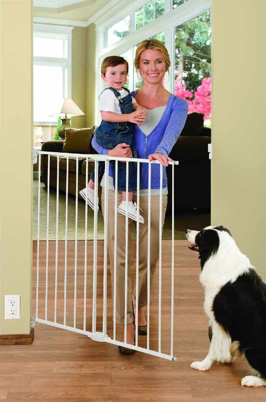 Best ideas about Amazon Baby Gate
. Save or Pin Munchkin Extending Extra Tall and Wide Metal Gate Product Shot Now.