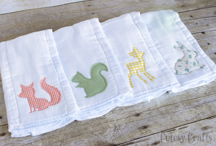 Best ideas about Baby Burp Cloths DIY
. Save or Pin DIY Burp Cloths with Appliques Cutesy Crafts Now.