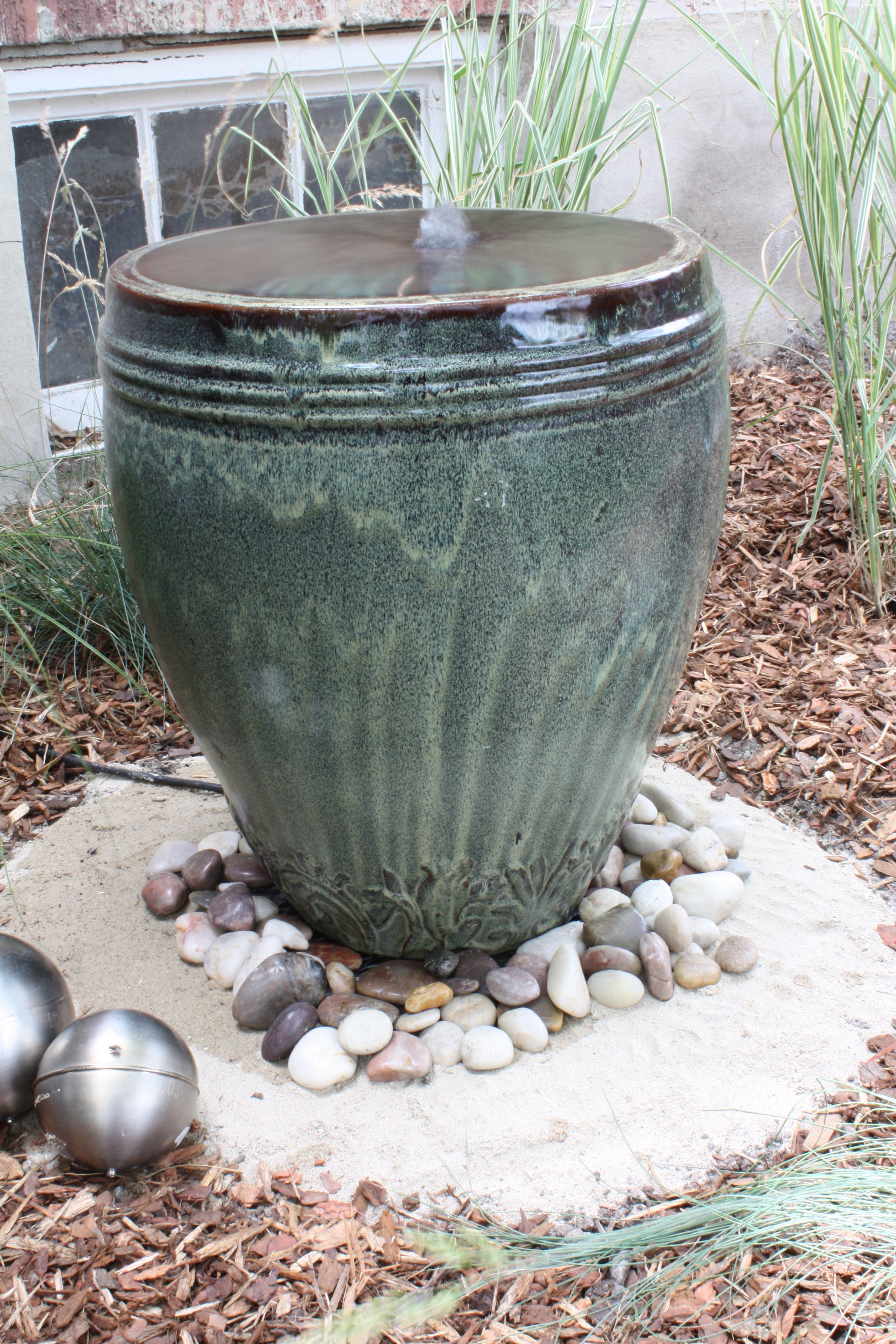 Best ideas about Backyard Water Fountain
. Save or Pin DIY backyard fountain plete with tutorial Now.
