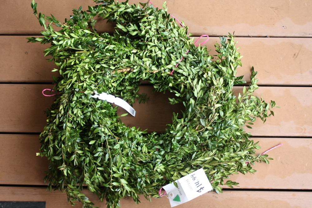 Best ideas about Boxwood Wreath DIY
. Save or Pin High Street Market DIY Boxwood Wreath Now.