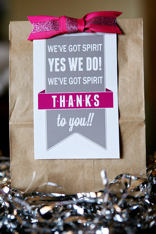 Best ideas about Cheer Gifts DIY
. Save or Pin quick and easy cheer ts Eighteen25 Now.