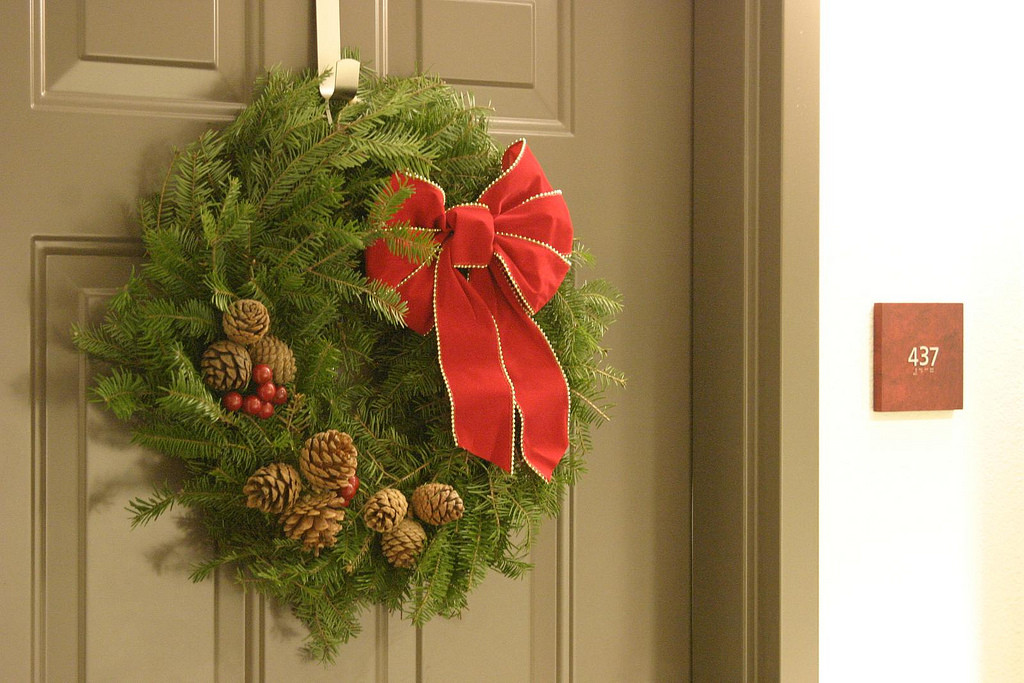 Best ideas about Christmas Door Decorations DIY
. Save or Pin 5 DIY Christmas Door Decorations Now.