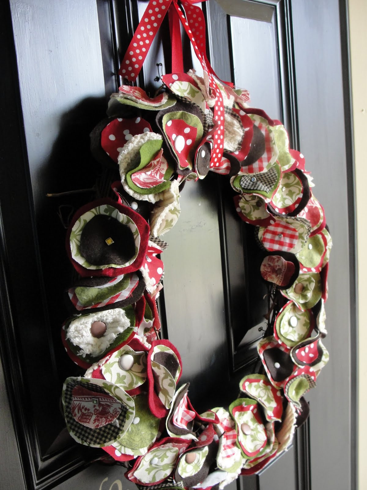 Best ideas about Christmas Wreath DIY
. Save or Pin 20 Christmas Wreaths The 36th AVENUE Now.