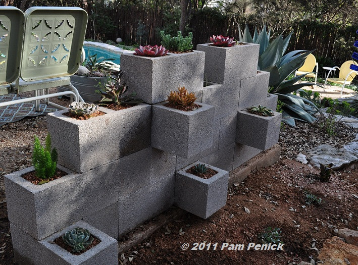Best ideas about Cinder Block Planter Wall
. Save or Pin Make a cinderblock wall planter Now.