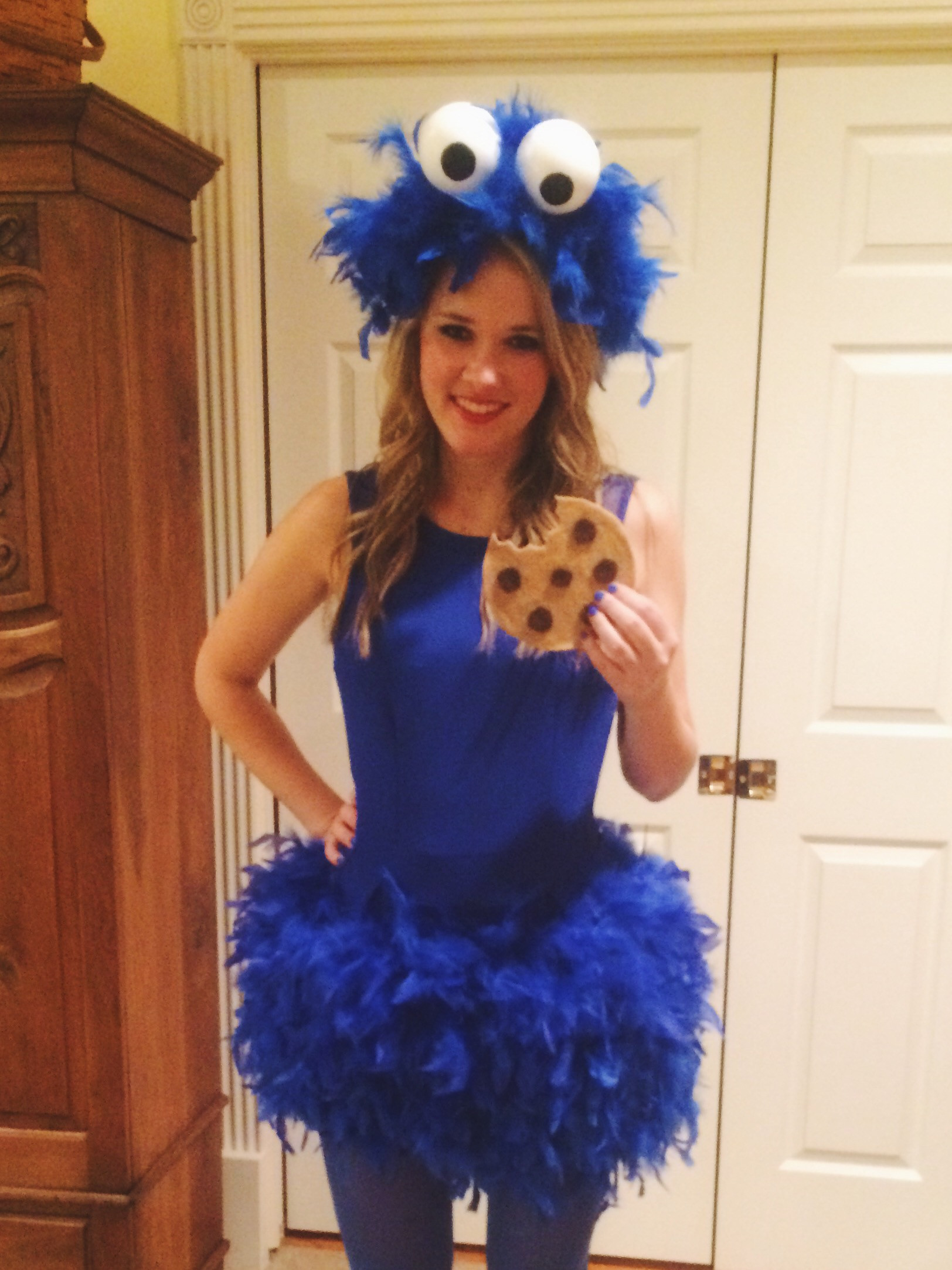 Best ideas about Cookie Monster Costume DIY
. Save or Pin DIY cookie monster costume Now.