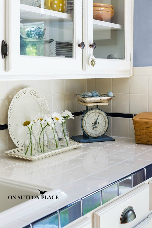 Best ideas about Daisy Kitchen Decorations
. Save or Pin Decorating with Daisies Sutton Place Now.