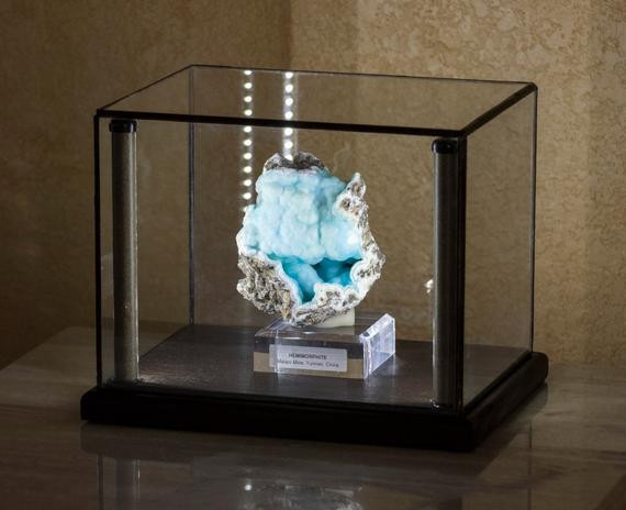 Best ideas about Display Case Lighting
. Save or Pin 8x6x6 Lighted Display Case Museum quality with glass Now.