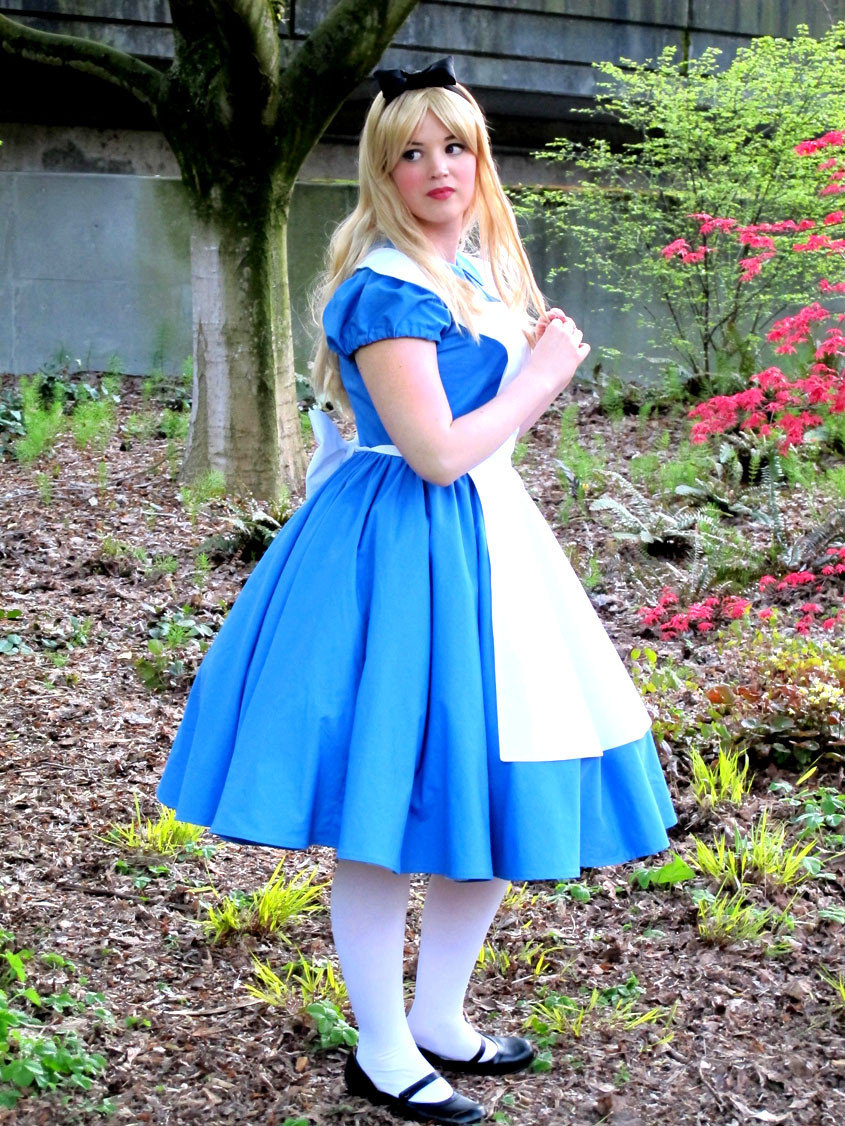 Best ideas about DIY Alice In Wonderland Costume
. Save or Pin alice in wonderland Now.