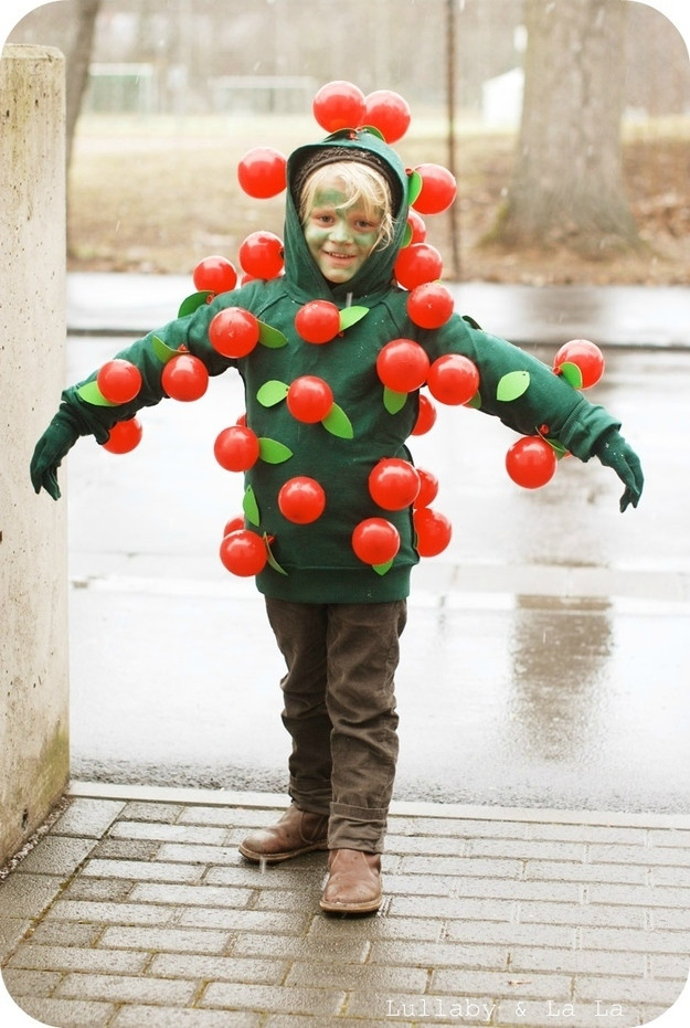 Best ideas about DIY Apple Costume
. Save or Pin Interesting Crafts Made from Balloons Now.