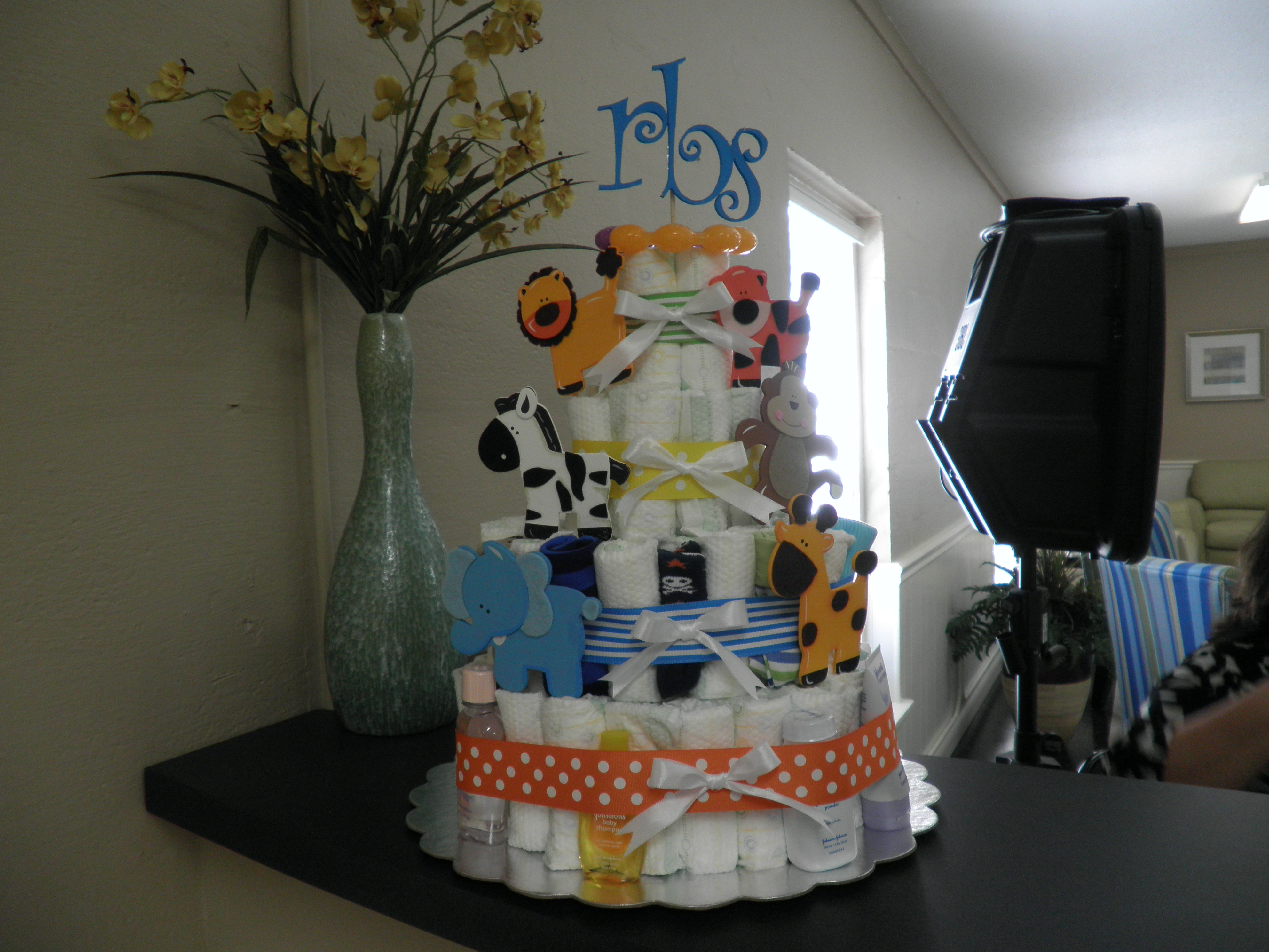 Best ideas about DIY Baby Diaper Cake
. Save or Pin DIY Diaper Cake Now.