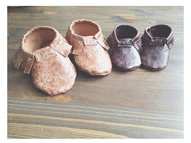 Best ideas about DIY Baby Moccs
. Save or Pin sew Little Leather Moccasin Tutorial and Free Pattern Now.