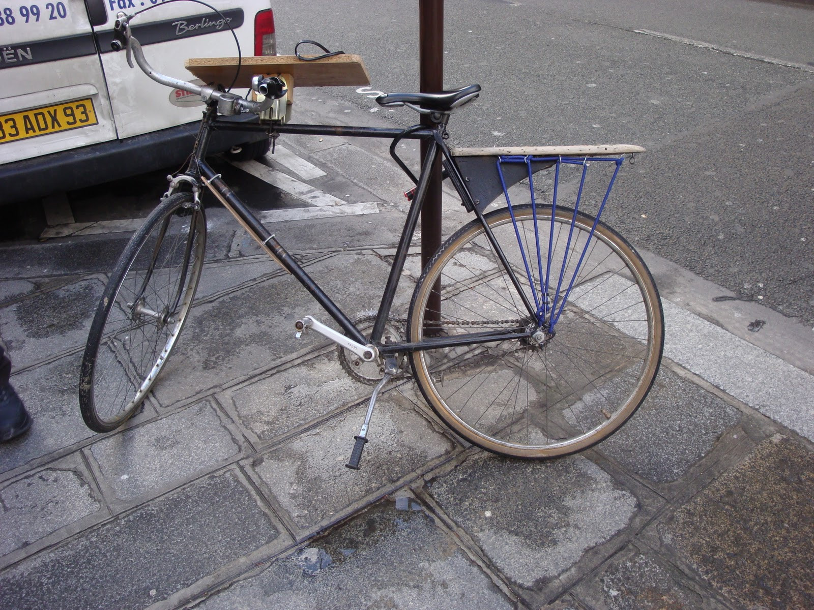 Best ideas about DIY Bike Rear Rack
. Save or Pin Chic Cyclists DIY French Porteur Now.