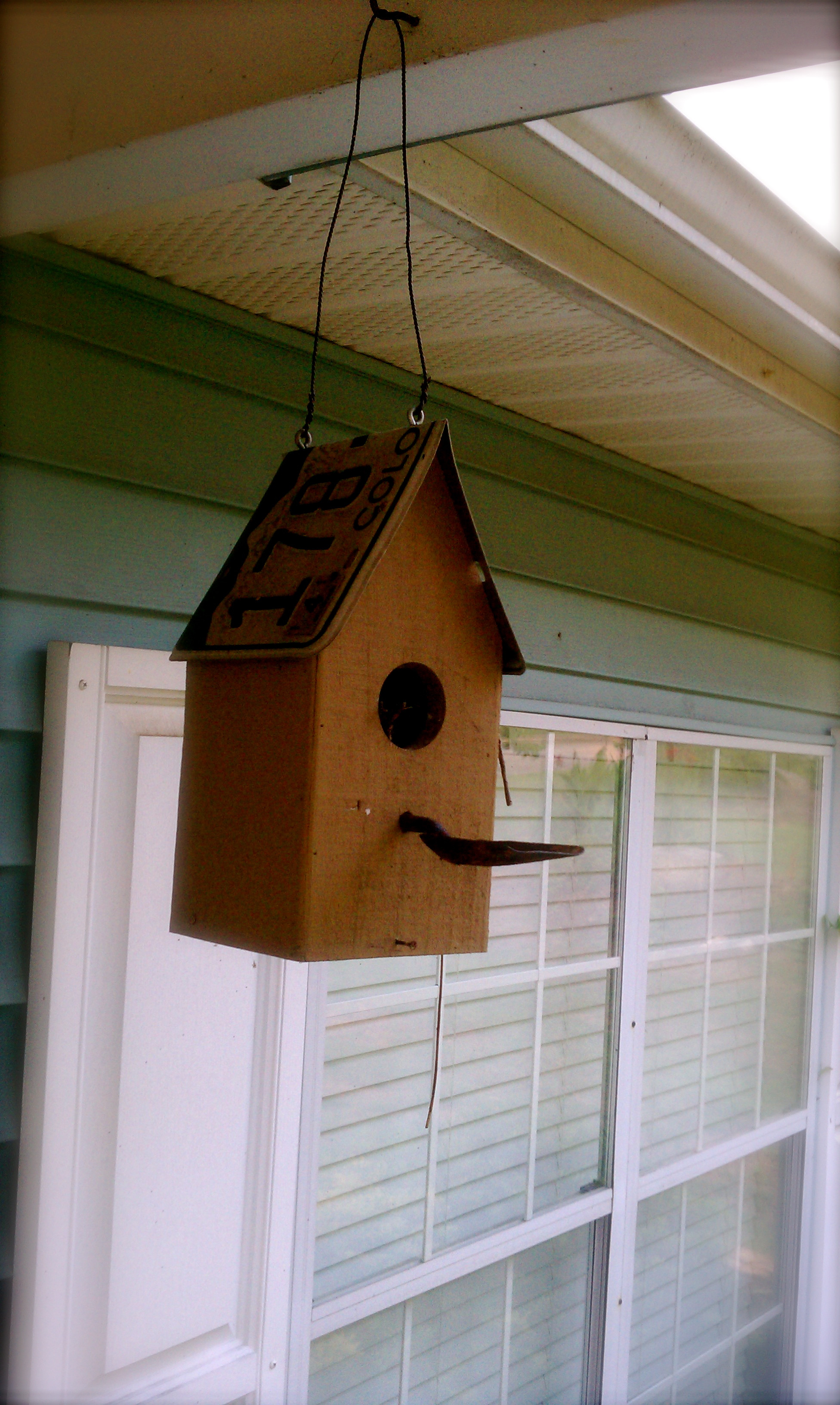 Best ideas about DIY Birdhouse Plans
. Save or Pin DIY Bird House Plans License Plates Wooden PDF shaker Now.
