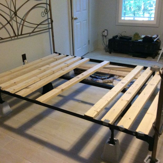 Best ideas about DIY Box Spring Alternative
. Save or Pin Foundation for Queen size memory foam bed from basic frame 2 Now.