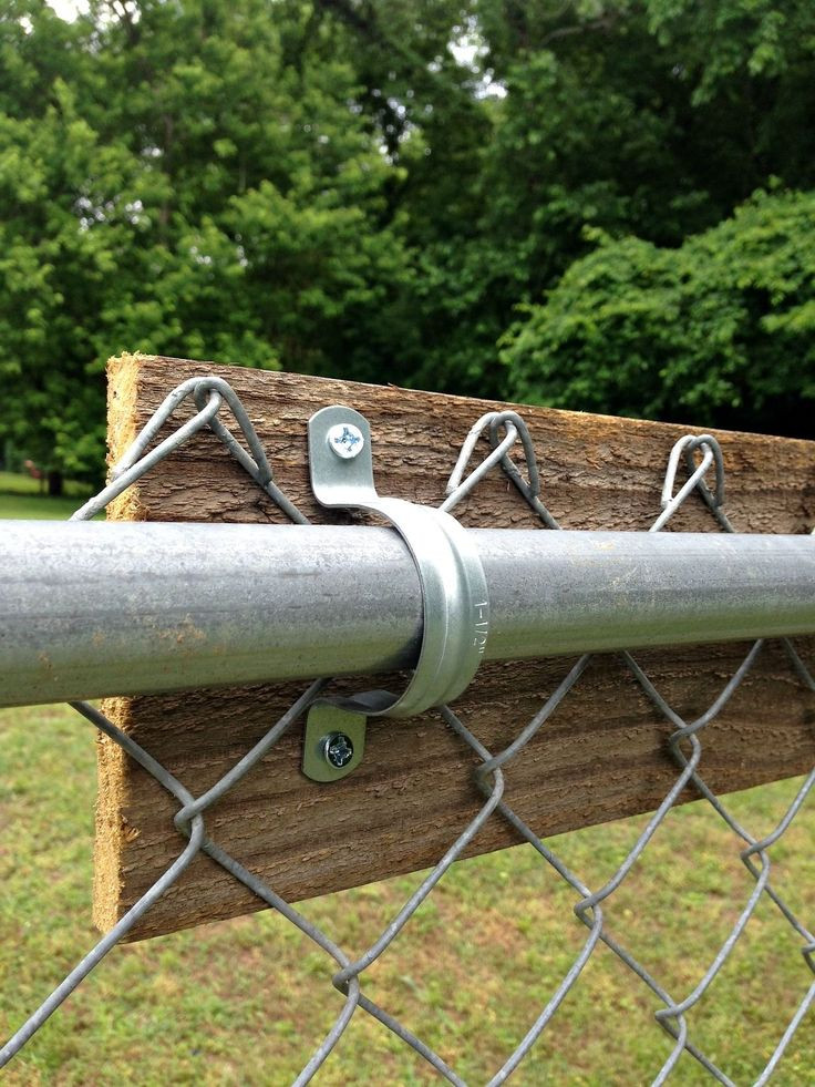 Best ideas about DIY Chain Link Fence
. Save or Pin Best 25 Chain link fencing ideas on Pinterest Now.