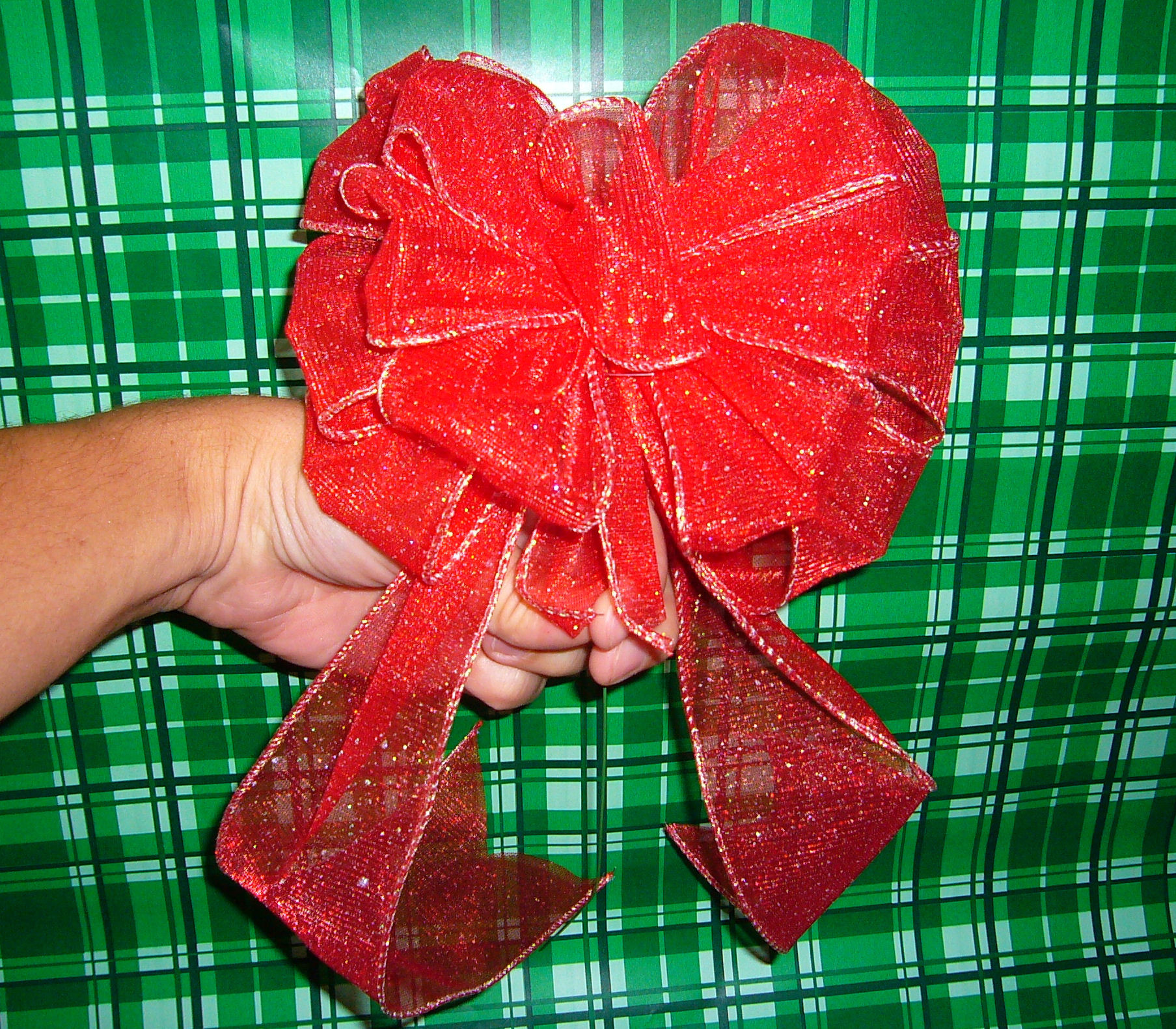 Best ideas about DIY Christmas Bows
. Save or Pin DIY bows Now.