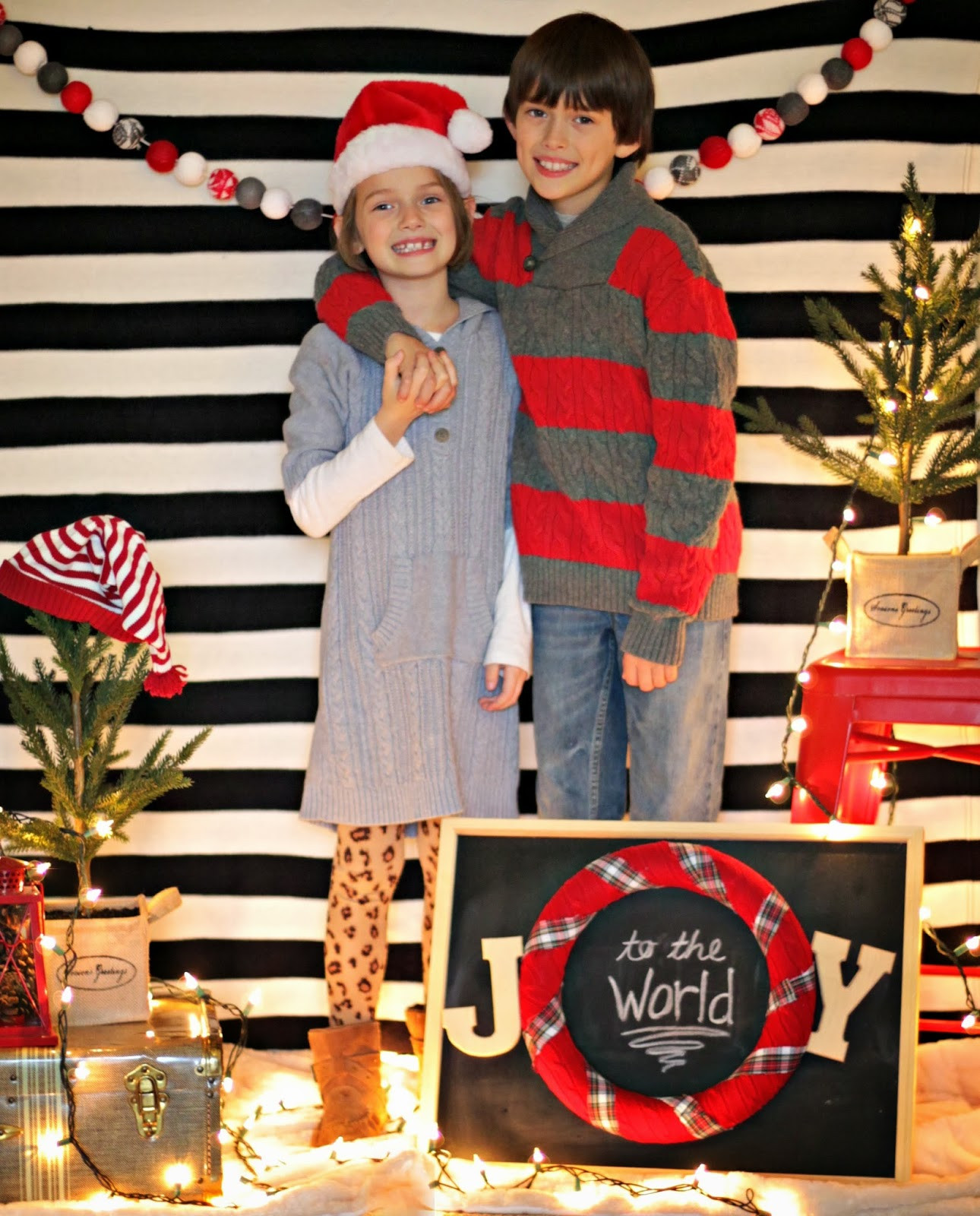 Best ideas about DIY Christmas Photo Booth
. Save or Pin easy christmas photo backdrop Now.