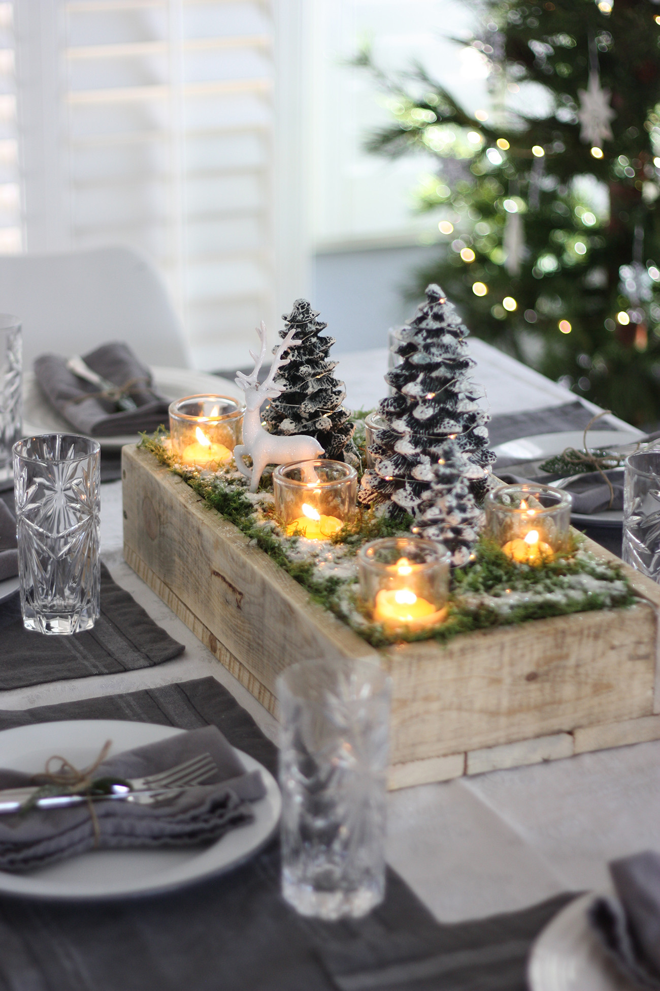 Best ideas about DIY Christmas Table Centerpiece
. Save or Pin DIY Christmas Table Centerpiece The Spunky Coconut Now.