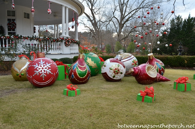 Best ideas about DIY Christmas Yard Decorations
. Save or Pin Governor Roy and Marie Barnes Home Decorated for Christmas Now.