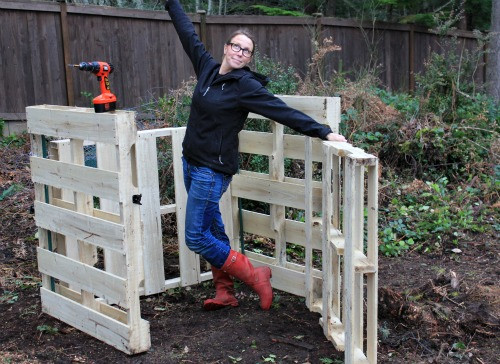 Best ideas about DIY Compost Bin Wood
. Save or Pin DIY How to Build a post Bin Out of Wood Pallets Now.