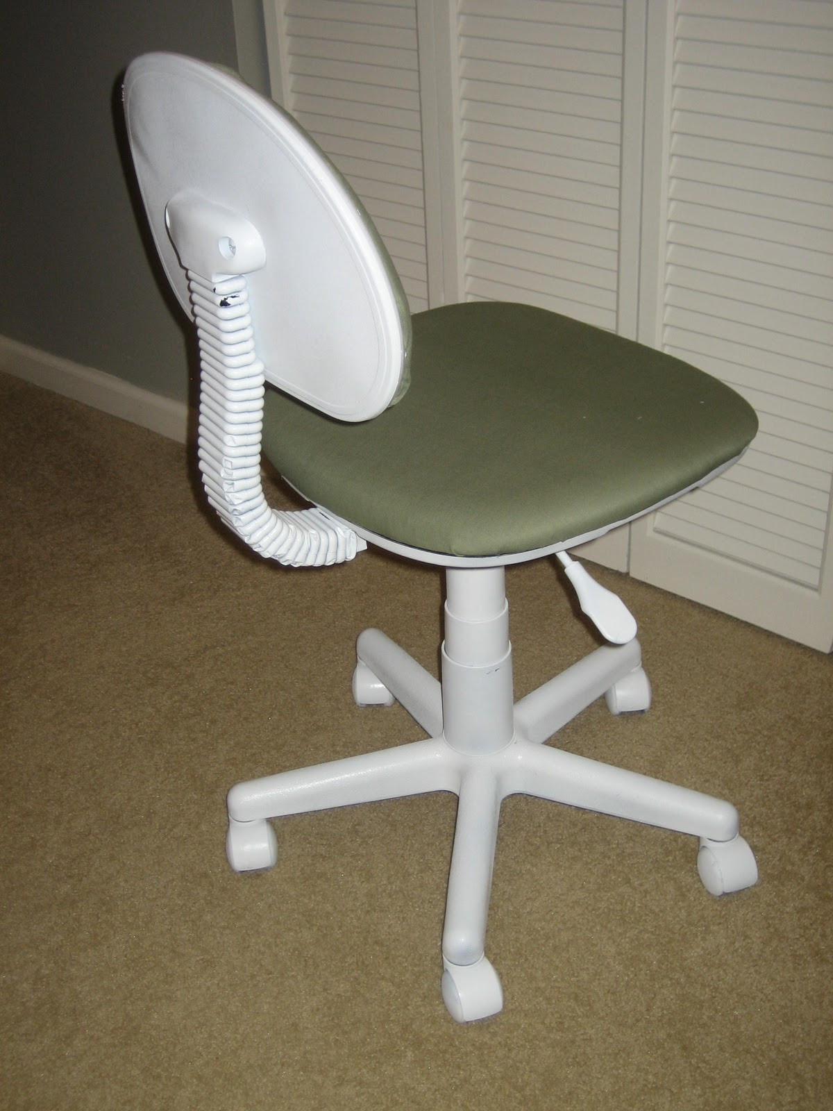 Best ideas about DIY Desk Chair
. Save or Pin 31 diy How to reupholster a desk chair tutorial Now.