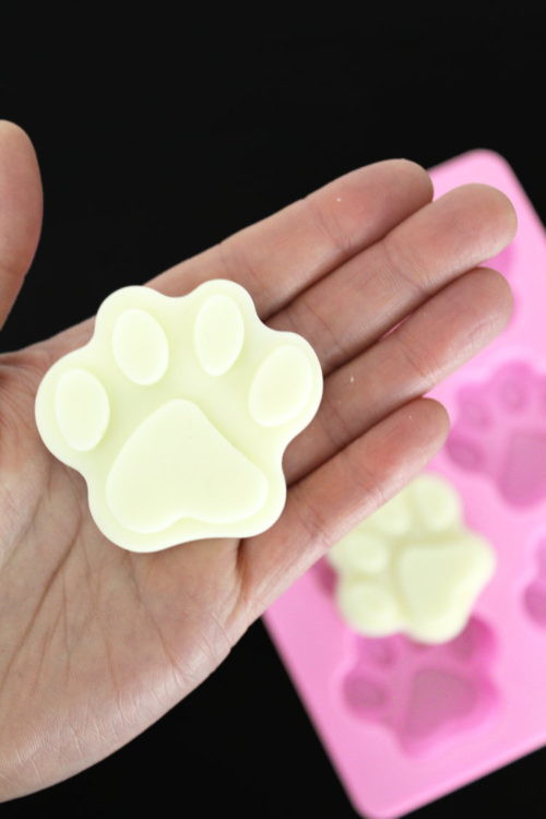 Best ideas about DIY Dog Paw Balm
. Save or Pin DIY Dog Paw Balm The Perfect Pet Gift for Pet Owners Now.