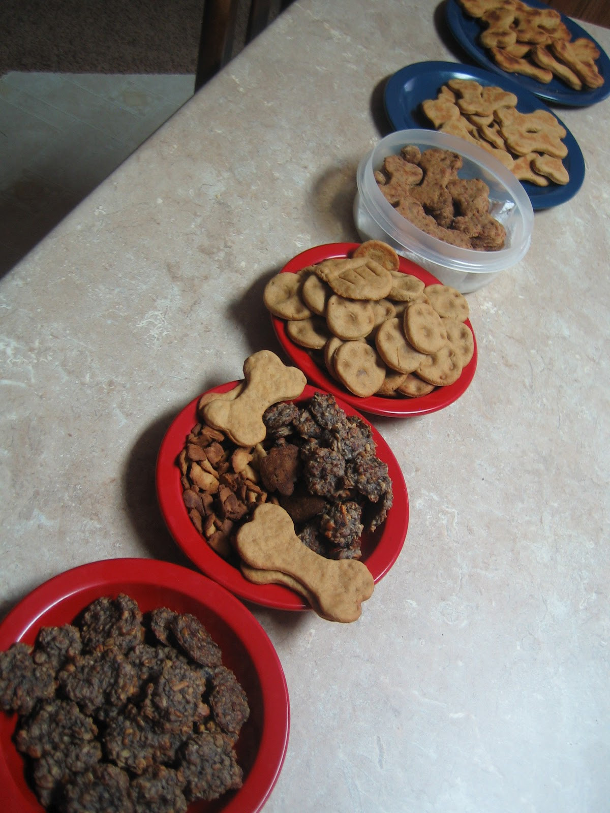 Best ideas about DIY Dog Treats
. Save or Pin Cut Craft Create Homemade Doggie Treats & Treat Bag Now.