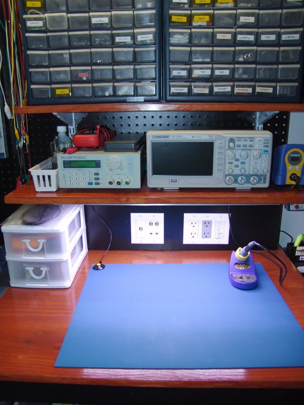 Best ideas about DIY Electronic Workbench
. Save or Pin DIY electronics workbench Now.