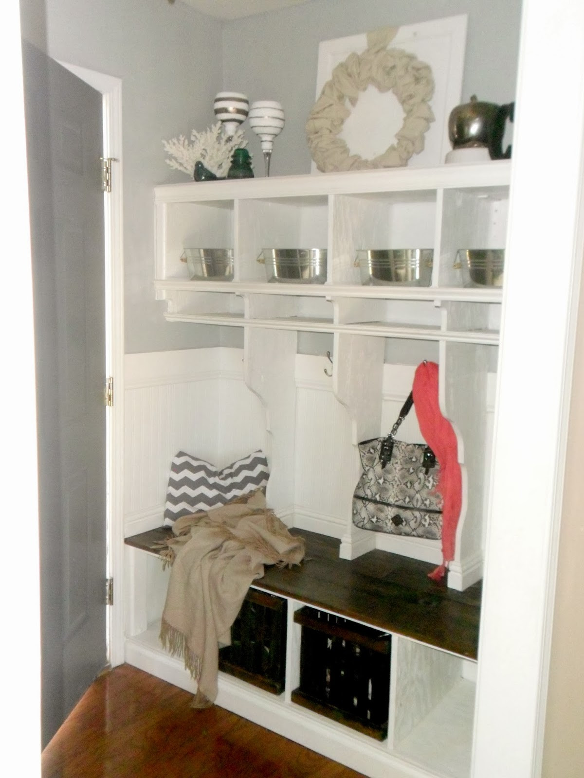 Best ideas about DIY Entryway Organizer
. Save or Pin Remodelaholic Now.
