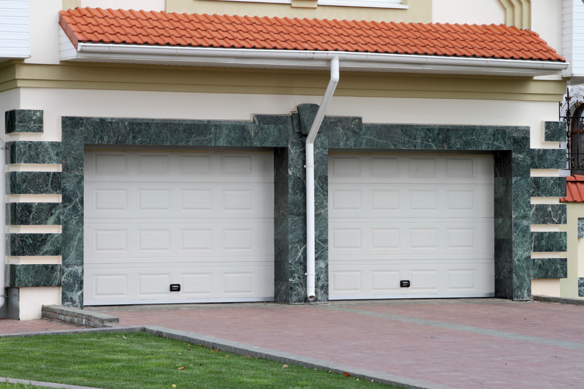 Best ideas about DIY Garage Door Repairs
. Save or Pin Garage Door Repair Do it Yourself Now.