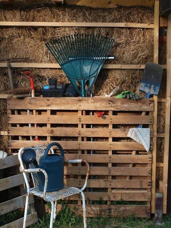 Best ideas about DIY Garden Tool Rack
. Save or Pin DIY Pallet Garden Tools Rack Now.