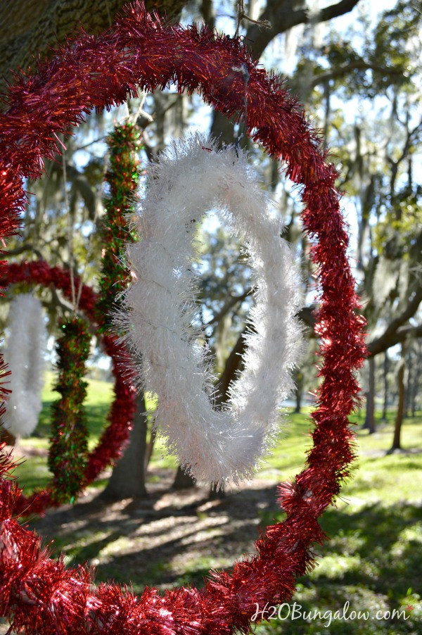 Best ideas about DIY Giant Outdoor Christmas Ornaments
. Save or Pin DIY Outdoor Christmas Tree Ornaments Now.