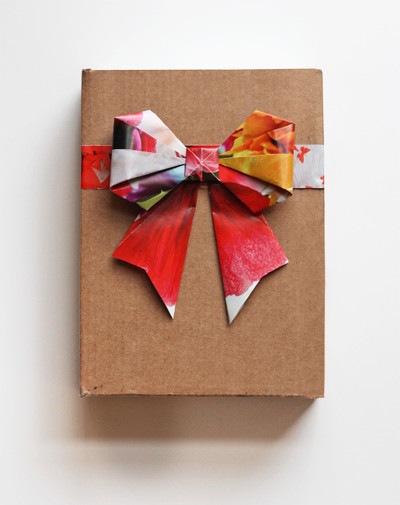 Best ideas about DIY Gift Bow
. Save or Pin Make origami bows from magazine pages Now.