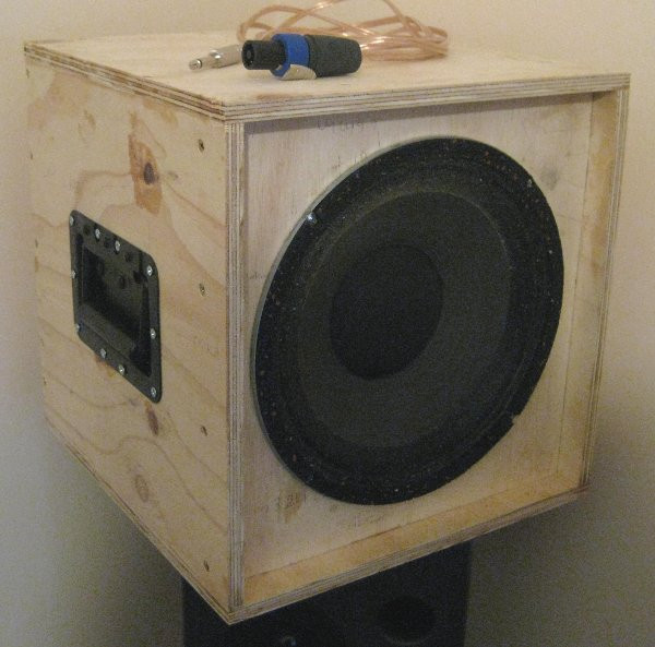 Best ideas about DIY Guitar Cabinet
. Save or Pin MK Lutherie 1x10 Bass Cab Build Now.