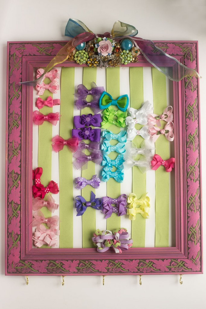 Best ideas about DIY Hairbow Holder
. Save or Pin DIY Hair Bow Holder Tutorial Dinner at the Zoo Now.
