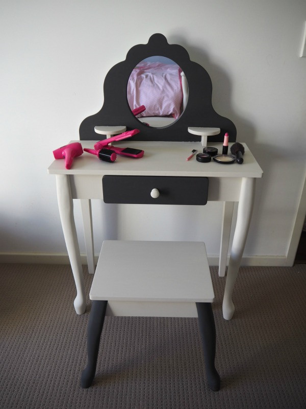 Best ideas about DIY Kids Vanity
. Save or Pin DIY Kids Makeup Vanity Transformation Using Chalk Paint Now.