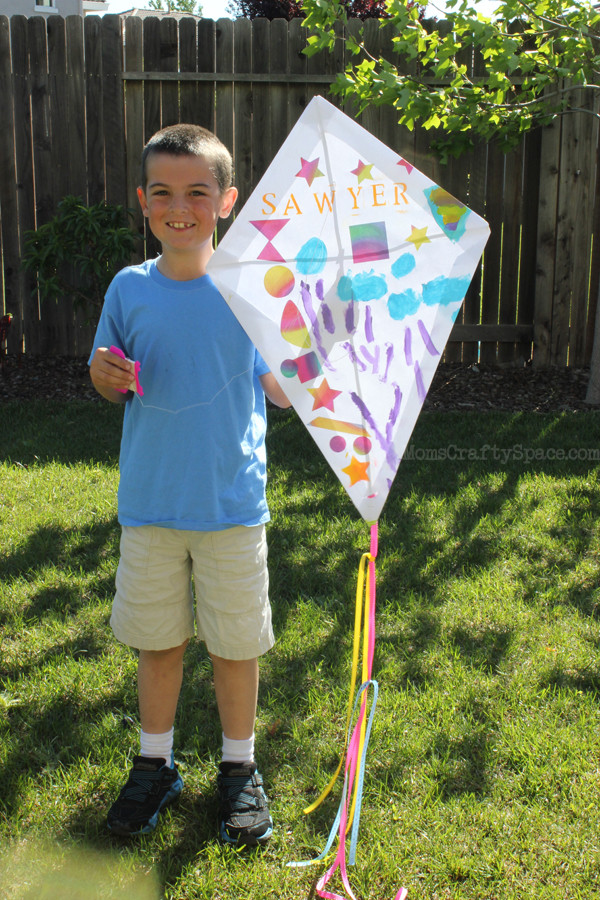Best ideas about DIY Kite For Kids
. Save or Pin Kids Craft DIY Paper Kite Happiness is Homemade Now.