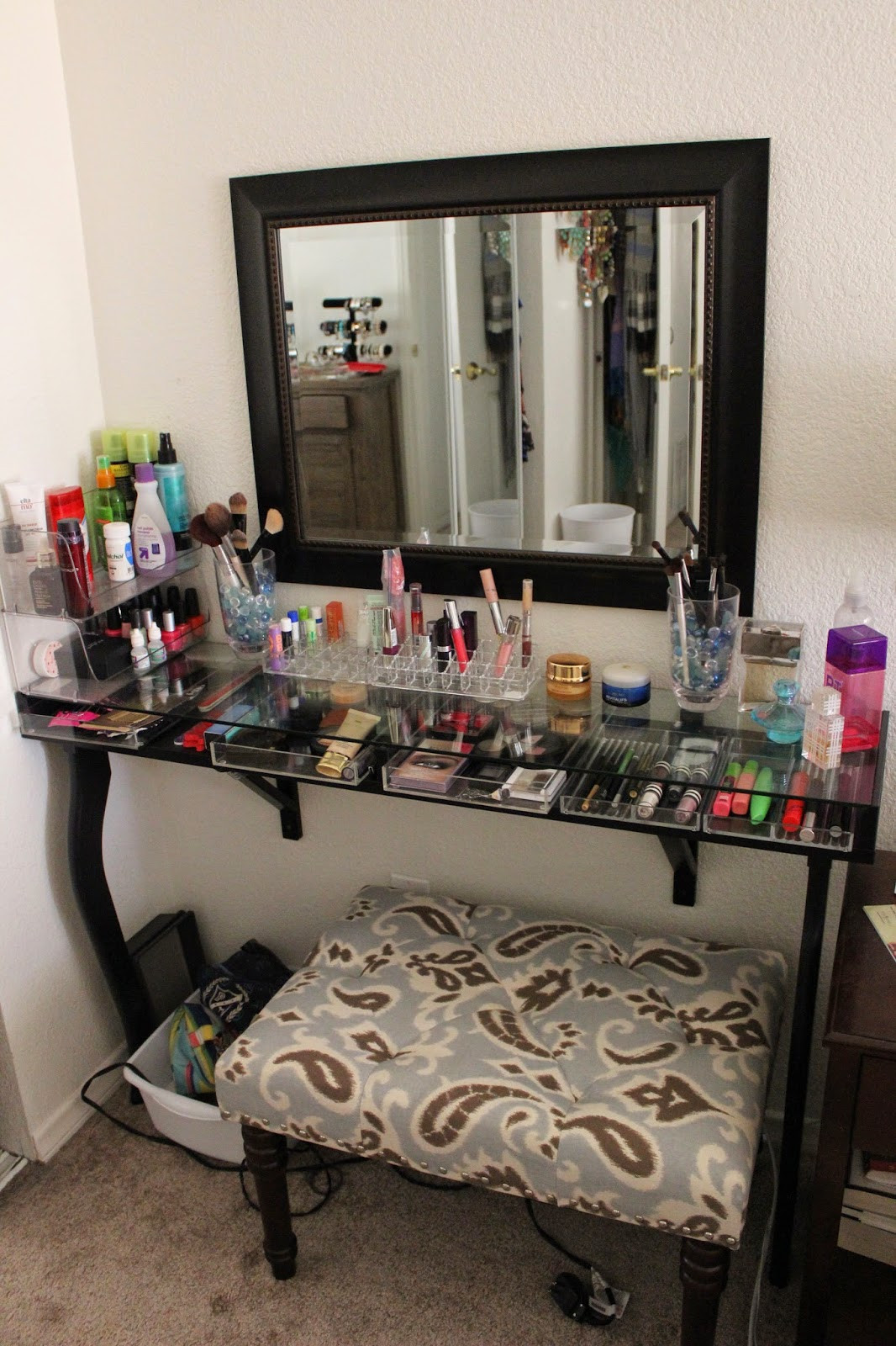 Best ideas about DIY Makeup Desk
. Save or Pin Life s A Party Dress Like It DIY Vanity Stylish Tuesday Now.