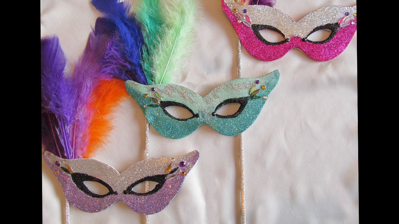 Best ideas about DIY Mardi Gras Masks
. Save or Pin DIY Mardi Gras style ‎masks‬ with Fine Glitter Now.