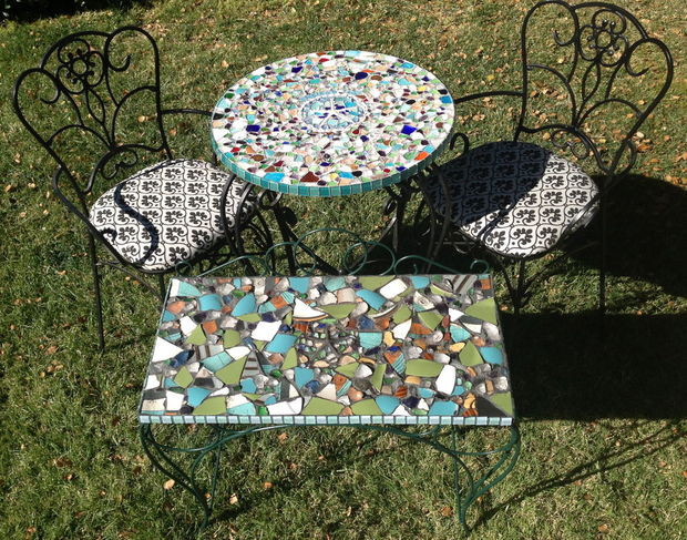 Best ideas about DIY Mosaic Table
. Save or Pin DIY Mosaic Garden Decorations That Will Fascinate You For Sure Now.