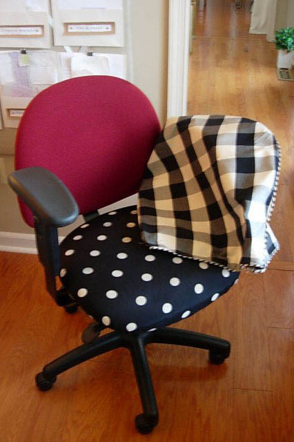 Best ideas about DIY Office Chair
. Save or Pin DIY fice Chair Makeover with Fabric Now.