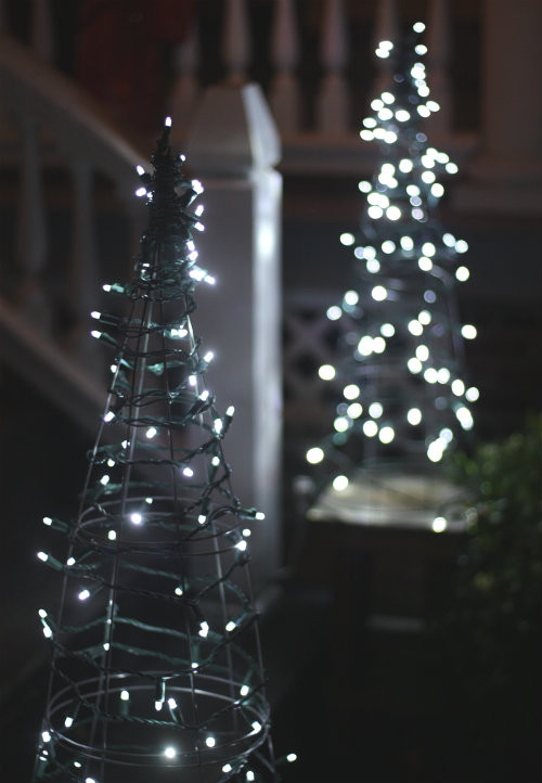 Best ideas about DIY Outdoor Christmas Tree Made Of Lights
. Save or Pin 15 Beautiful Christmas Outdoor Lighting DIY Ideas Now.
