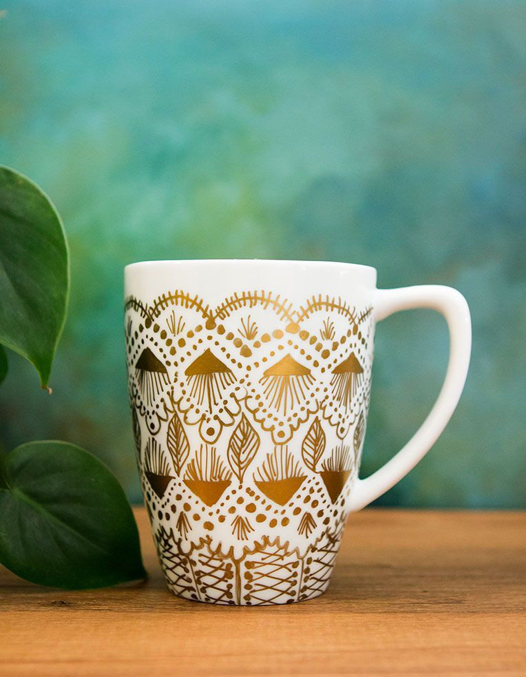 Best ideas about DIY Painted Mugs
. Save or Pin DIY gold paint mug makeover Craft & DIY Now.