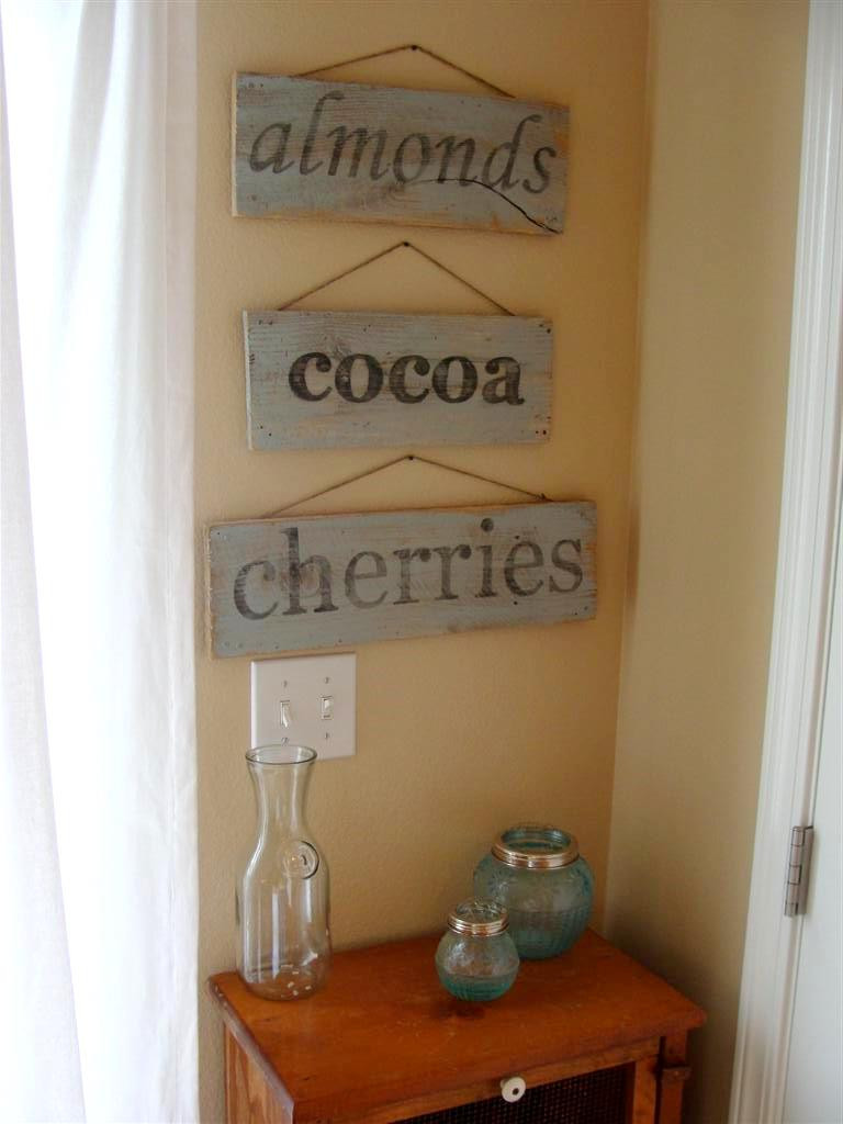 Best ideas about DIY Painted Wood Signs
. Save or Pin diddle dumpling Tutorial Vintage looking painted sign Now.
